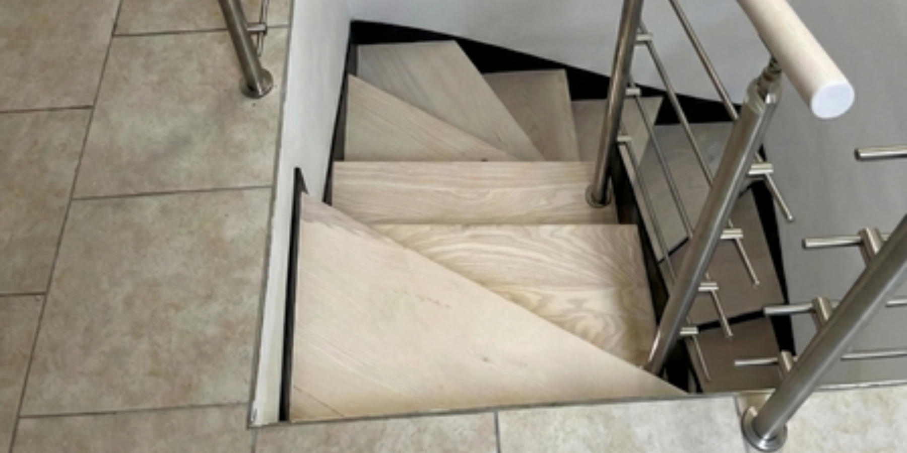 Sostituzione Di Una Scala A Chiocciola: Da Soluzione Scomoda A Scala A Giorno Funzionale: Immagine Elenchi